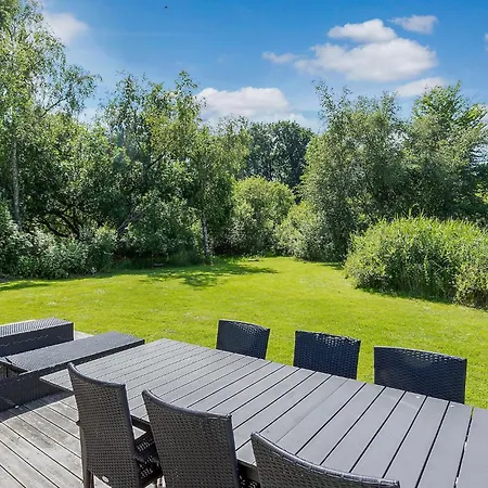 In With 6 Bedrooms, Sauna And Indoor Swimming Pool * Vejby