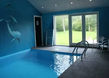 In With 6 Bedrooms, Sauna And Indoor Swimming Pool 度假居 Vejby